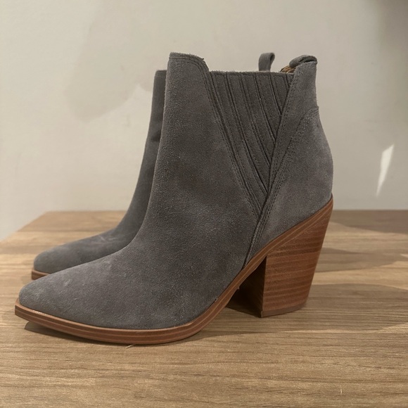 Marc Fisher booties - Picture 6 of 9